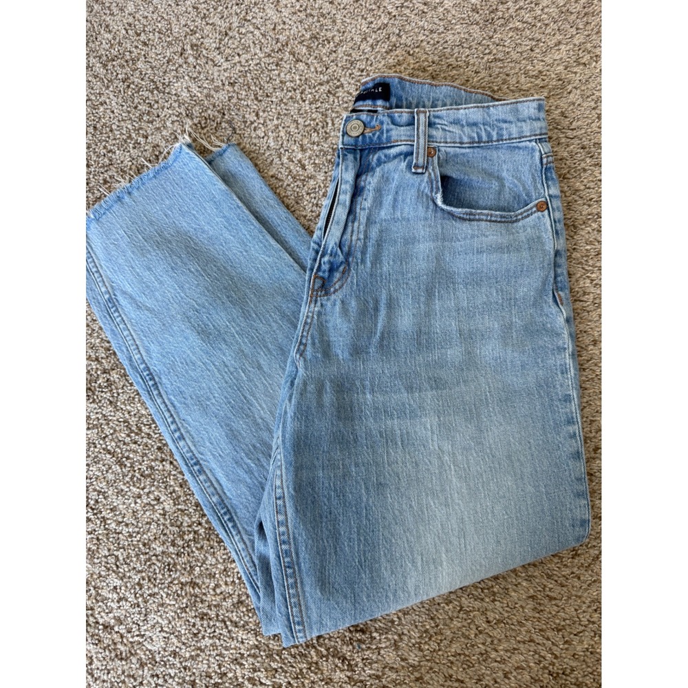 AEROPOSTALE‎ Womens Light Wash Mom Jeans Distressed Frayed Hem women's L Size 12